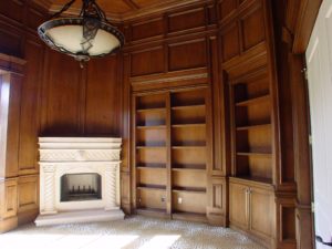 Custom Woodwork-Fireplace and Shelves_Central Florida Custom Carpentry