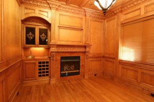 Fireplace Mantel and Surround Finishing_Central Florida Custom Carpentry (1)